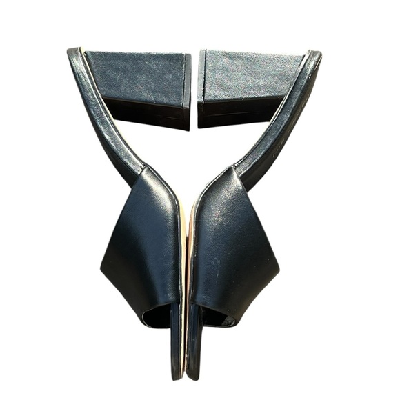 Madden Girl golden black block heel square toe mule sandals 90s - Picture 3 of 8